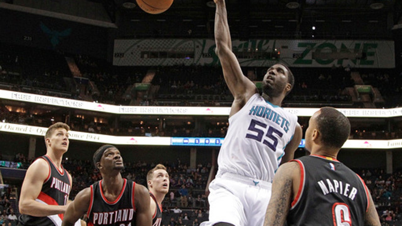 Walker, Hibbert lead Hornets past Blazers 107-85 (Jan 18, 2017)